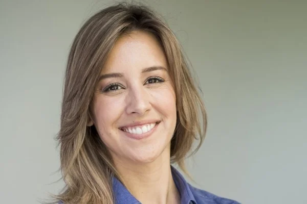 Jornalista Cris Dias é demitida da Globo após 13 anos
