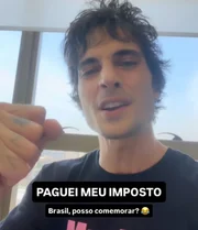 Após vender carro, Fiuk celebra quitação de imposto: "Vou pagar agora" Após vender carro, Fiuk celebra quitação de imposto: "Vou pagar agora"