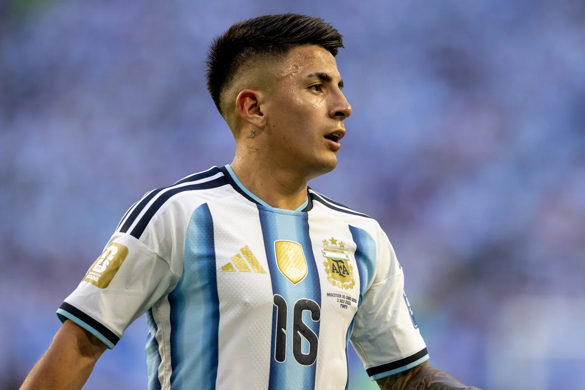 Almada está com a Argentina na Copa do Mundo. Almada está com a Argentina na Copa do Mundo.