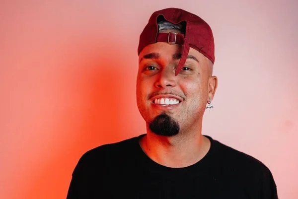 Matheus Melo explica o viral Desafio da Bitoca do CPX dos Crias