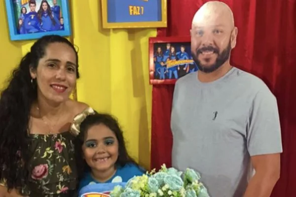 Criança que perdeu pai pede foto dele em tamanho real de presente