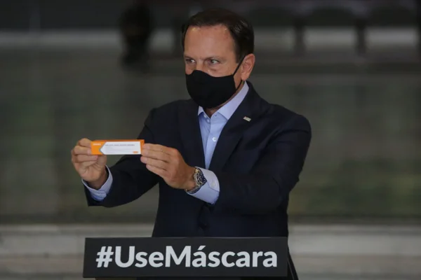 Doria critica “descalabro e distanciamento” na resposta federal à Covid-19