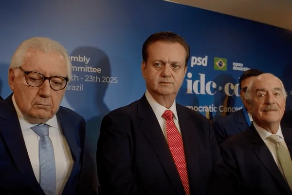 Guilherme Afif Domingos, Gilberto Kassab e Andrés Pastrana Arango, ex-presidente da Colômbia