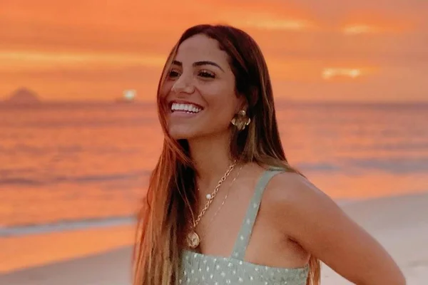 YouTube: Gabriela Rocha é a primeira mulher do gospel a bater 2 bi de views