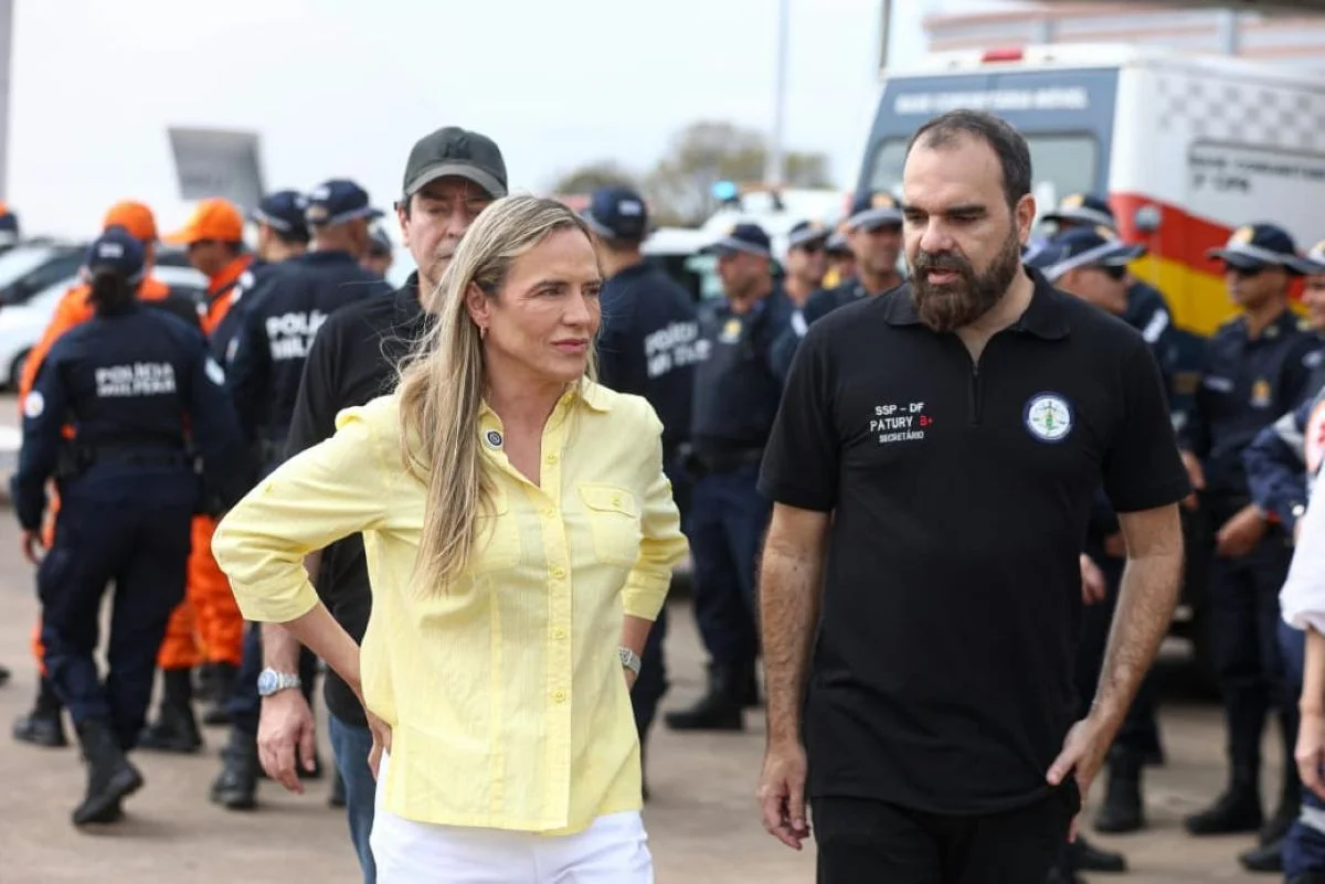 No local, a governadora acompanhou o trabalho das forças de Segurança do DF No local, a governadora acompanhou o trabalho das forças de Segurança do DF