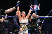 Mackenzie Dern é a nova campeã peso palha Mackenzie Dern é a nova campeã peso palha
