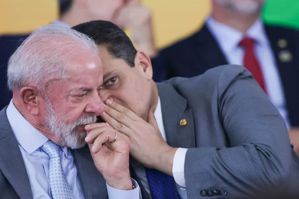 Presidente Lula PT e Davi Alcolumbre União Brasil AP Metropoles