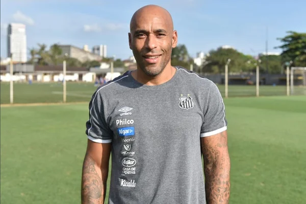 “Não cometi nenhum crime”, diz filho de Pelé ao sair da prisão