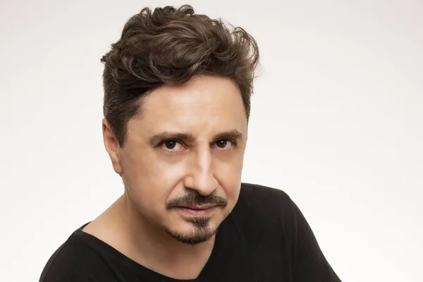 Vilão de Jesus Kid, Leandro Daniel se prepara para novela da Globo
