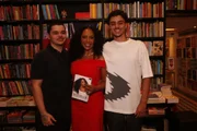 Valéria Valenssa e os filhos.