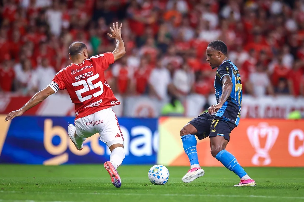 Internacional e Grêmio duelaram pela Copa do Brasil Internacional e Grêmio duelaram pela Copa do Brasil