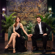 Camila Queiroz e Klebber Toledo durante o Reencontro de Casamento às Cegas