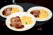 Nhoque com filé-mignon e presunto parma 