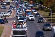 Trio elétrico percorreu as principais ruas de Ceilândia e Taguatinga