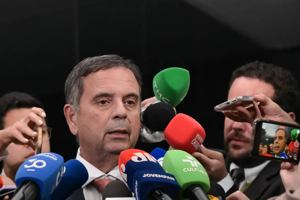 Flávio fala em fraude, mas líder da oposição diz que PL não tem provas - imagem 2 Flávio fala em fraude, mas líder da oposição diz que PL não tem provas - imagem 2