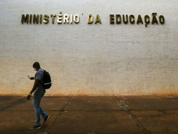 Ministerio Educação