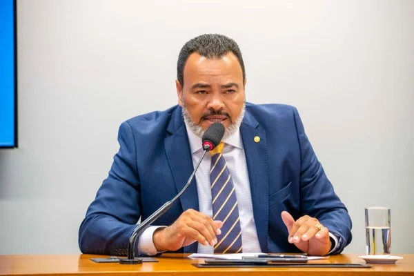 Em 2ª derrota de Nunes Marques, STF mantém cassação de deputado do PL