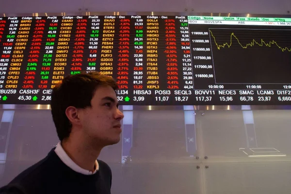 Magnata chinês perde US$ 1 bilhão com temor de calote pela Evergrande
