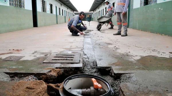 Empresas da construção brigam por R$ 30 mi de orçamento das escolas