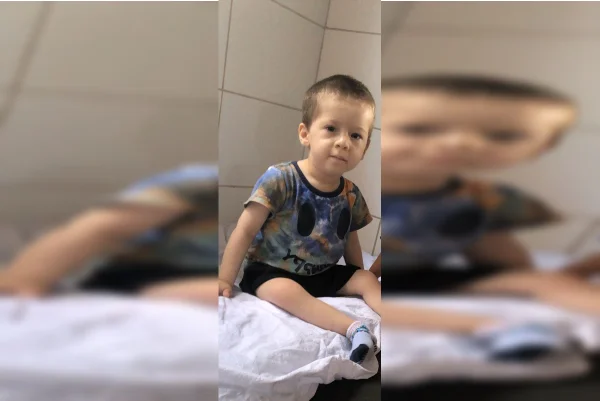 Vaquinha bebê desnutrido