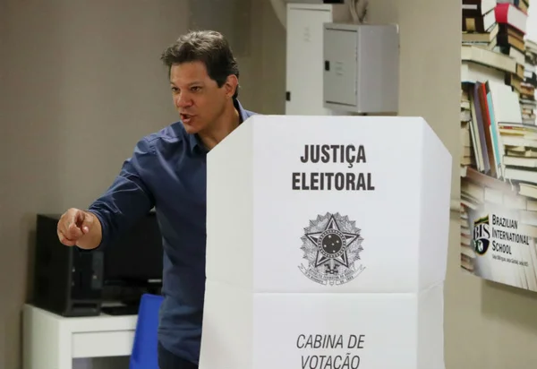 Haddad: “A nação verá que um professor não foge à luta”