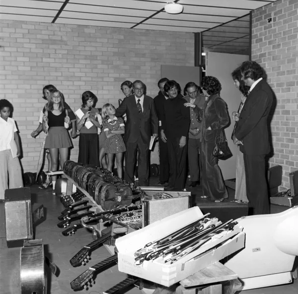 Inaugurada em 1974, EMB iniciou grandes artistas