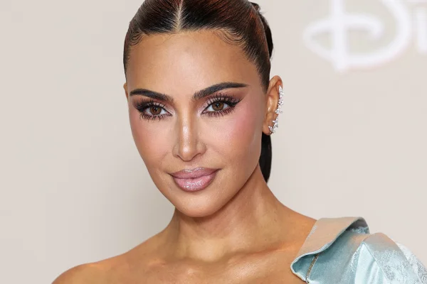 Virada de carreira: Kim Kardashian em breve será uma advogada