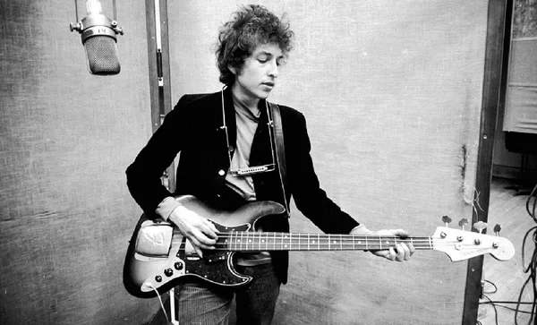 A segunda parte da edição bilíngue das letras do Nobel Bob Dylan