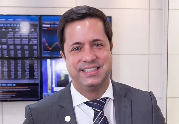 EDUARDO WANDERLEY, DONO DA PETRA GOLD