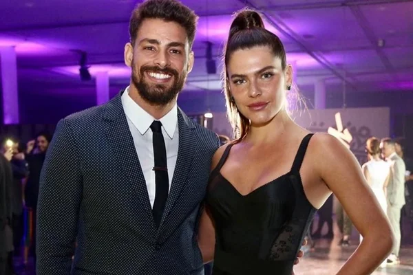 Post de Mariana Goldfarb indica crise no namoro com Cauã Reymond
