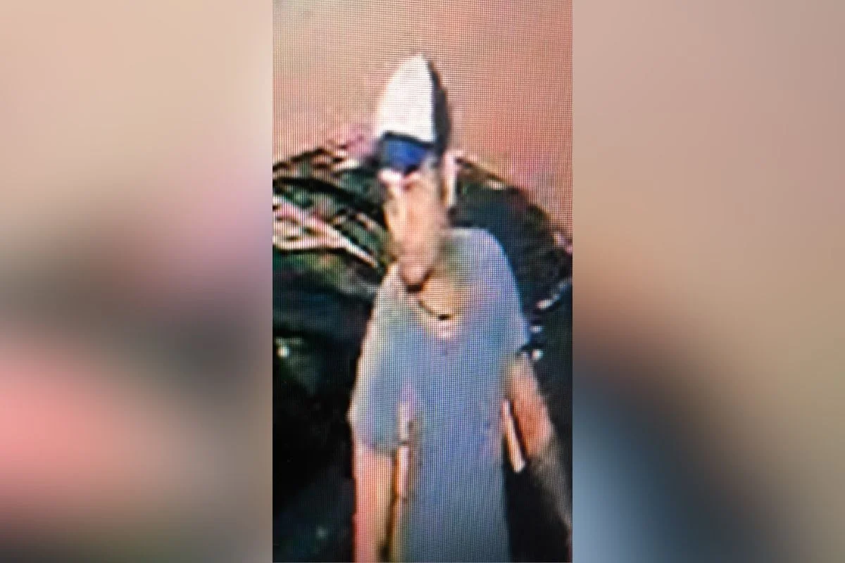 Homem procurado pela polícia, suspeito de participar da morte de Douglas Pagliuca Homem procurado pela polícia, suspeito de participar da morte de Douglas Pagliuca