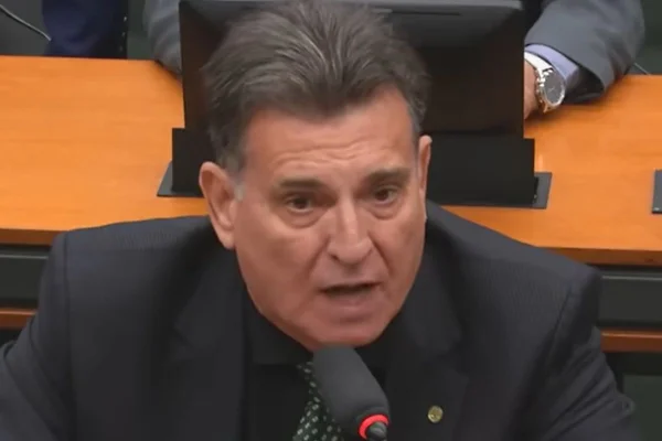 Coronel Meira (PL-PE) é alvo de medidas cautelares por determinação de Flávio Dino