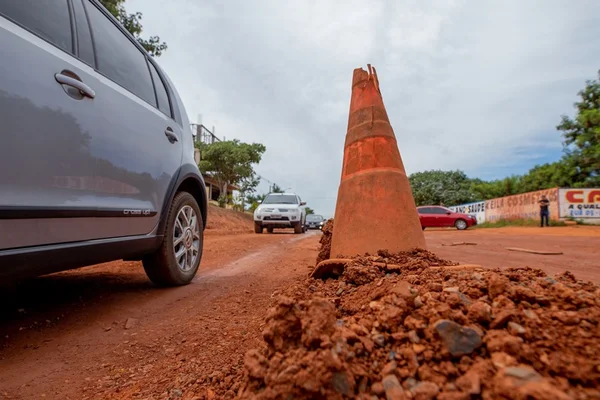 Ibaneis anuncia novas licitações para resolver obras de Vicente Pires