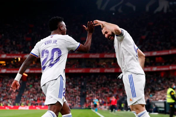 Imagem Benzema e Vini Jr. - Metrópoles