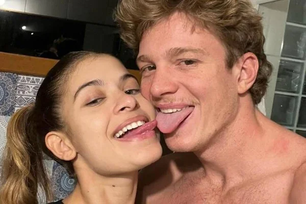 foto colorida de um homem e uma mulher