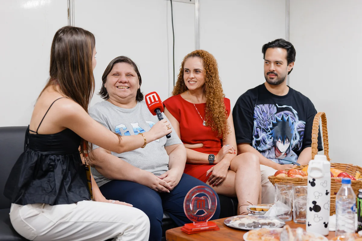 Elenco de dubladores de Naruto em entrevista ao Metrópoles Elenco de dubladores de Naruto em entrevista ao Metrópoles