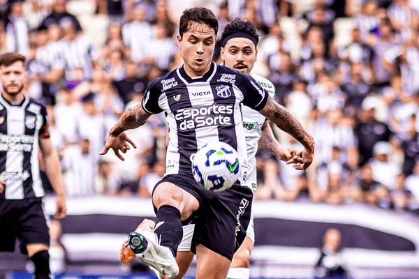 Ceará x Internacional pelo Campeonato Brasileiro