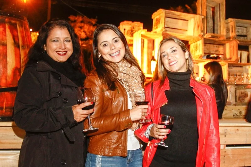 Sheila Lima, Natalia Souza e Mariana Neme Sheila Lima, Natalia Souza e Mariana Neme