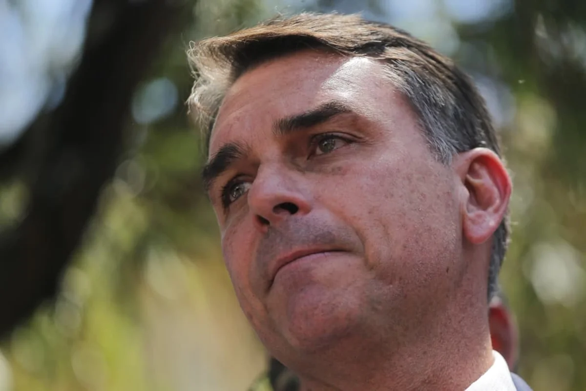 Candidato à Presidência da República Flávio Bolsonaro Candidato à Presidência da República Flávio Bolsonaro