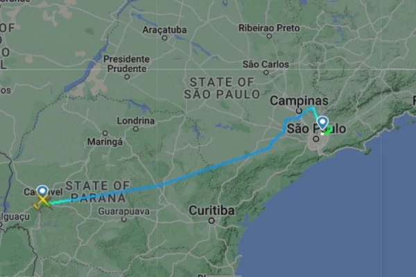 Imagem colorida de rota de avião seguindo mesma rota de acidente. Metrópoles