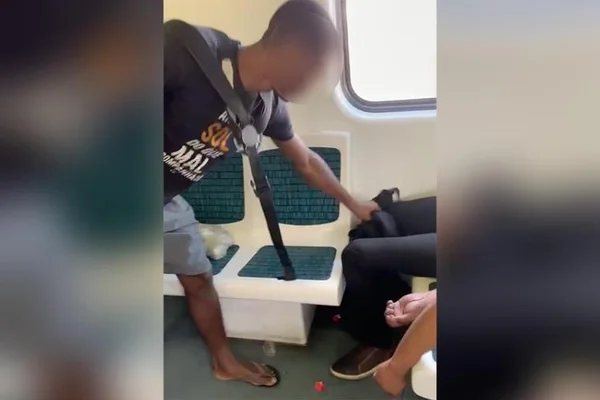 Homem furta mochila de vítima, SuperVia