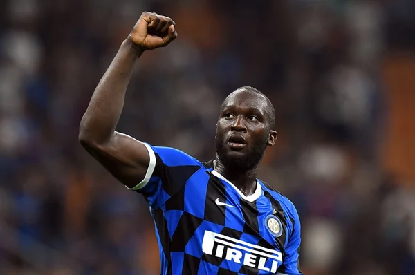 Lukaku marca na estreia e Inter goleia Lecce na 1ª rodada do Italiano