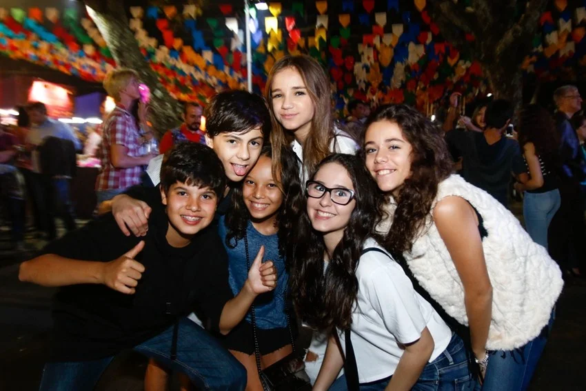 Felipe Thuin, Rafael Camargo, Júlia Moreira, Brunna Oliveira, Valentina Delella e Maria Fernanda Ulhoa Felipe Thuin, Rafael Camargo, Júlia Moreira, Brunna Oliveira, Valentina Delella e Maria Fernanda Ulhoa