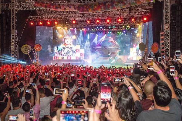 Brasilienses vão à loucura com o show da Xuxa - imagem 18 Brasilienses vão à loucura com o show da Xuxa - imagem 18
