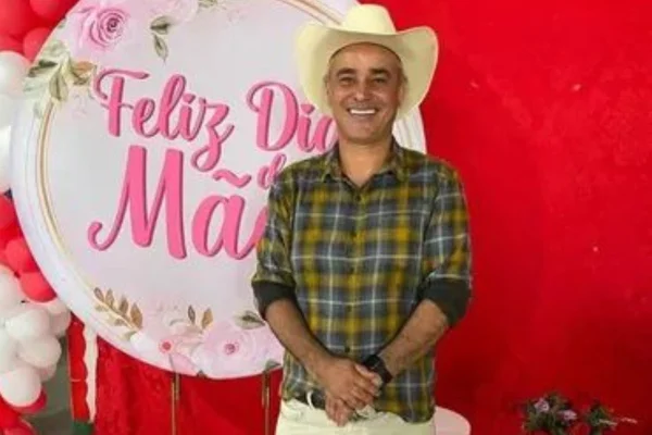 Imagem colorida de vereador de município da Bahia que morreu a tiros - Metrópoles