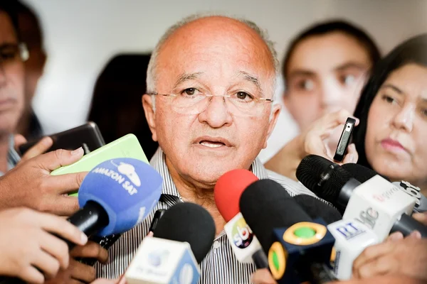 TRE cassa mandato de José Melo, governador do Amazonas