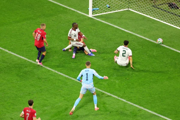 Segundo gol do México contra a Tchéquia pela Copa do Mundo