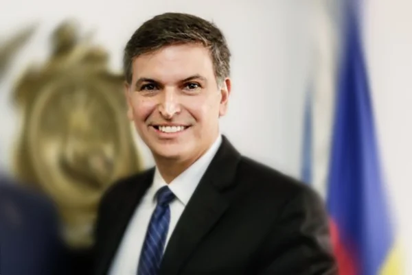 Ex-superintendente do Rio é confirmado como “número dois” da PF