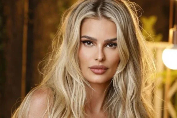 Yasmim Brunet