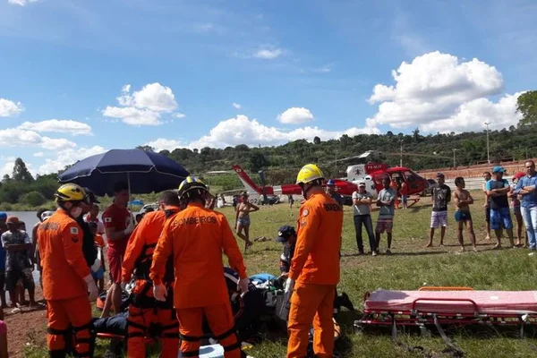 Homem sofre parada cardíaca em pedalinho e morre no Lago Paranoá